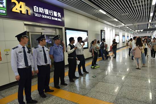 clip_image006.jpg DSC_4810